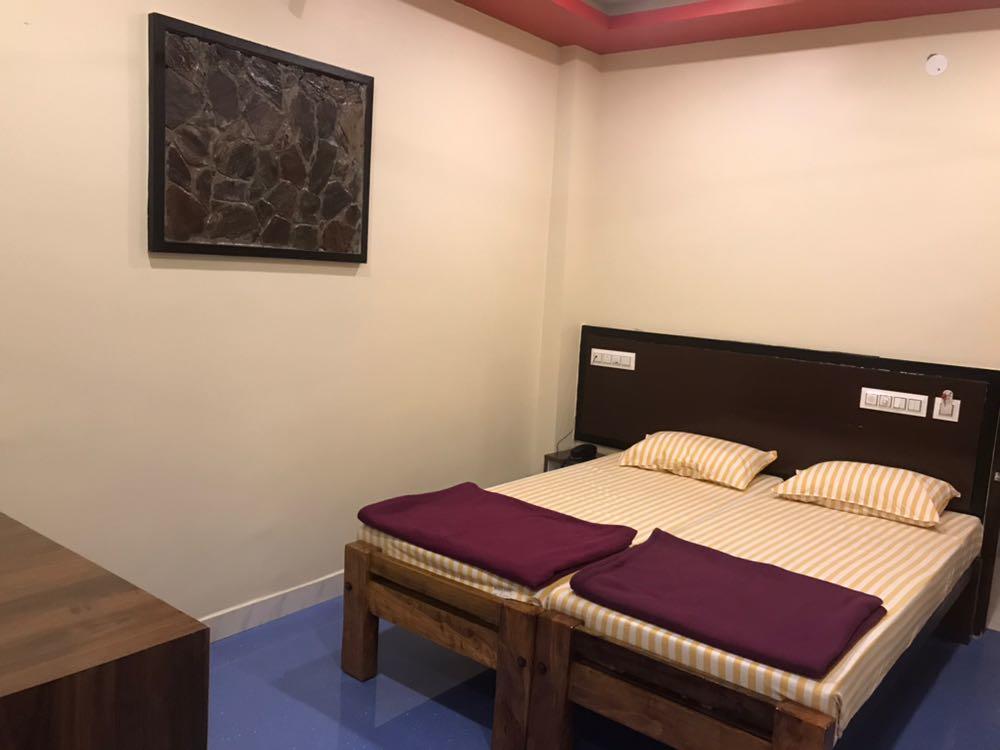 Galaxy Lodge Chikmagalūr Buitenkant foto